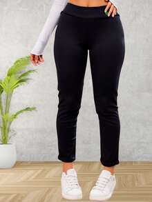 Leggings afelpado para mujer, casual, tela de poliéster y elastano, ideal para actividades al aire libre, apto para temporadas de otoño e invierno, cálidos y cómodos. Estampado decorativo en la cintura en forma de corazón. - Negro - Ver 8