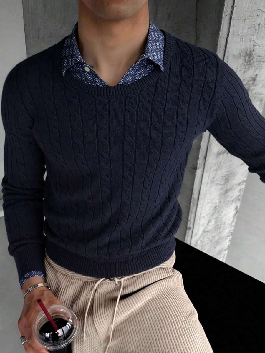 كنزة صوفية كلاسيكية بياقة طاقم من الكشمير المحبوك للرجال، نسيج الكابل الفاخر يضيف جودة إلى بلوفر المحبوكة بالأكمام المضلعة