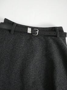 EARO French Style Casual Women's Flared Skirt With Belt, Non-Stretch Fabric, Comfortable & Fashionable For Daily Wear In Autumn/Winter, Waist Slimming, Loose Fit, A-Line Silhouette, Stylish & Minimalist Design - Black - View 3