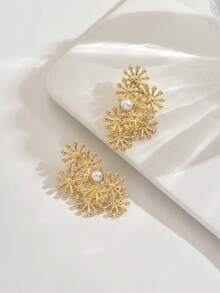 1 Par de Brincos Exagerados de Design Assimétrico na Cor Dourada, Acessório Fashionista para Mulheres, Adequado para Festa, Banquete e Uso Diário - Dourado - Visão 4