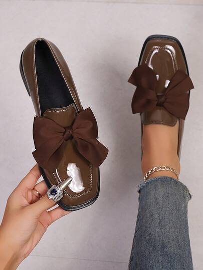 Women's Square Toe Bow Decor Slip-On Loafers, Mirror Black Vintage British Style Flat Shoes, Soft & Comfortable Mid-Heel, Suitable For All Seasons, 2025 New Arrival