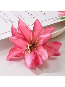 1个度假风仿真花发夹，适合旅行、拍照和各种造型，发饰