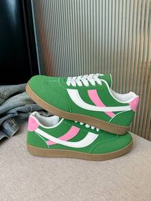 1 Pair Teenagers' Low-Top Outdoor Sports Shoes, Leather Upper, Lightweight, EVA Sole, Fashion Versatile, Adjustable Hook & Loop Closure For Easy On/Off, Suitable For Daily Wear