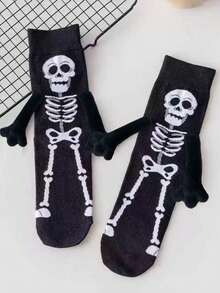 1 par de calcetines de media caña unisex personalizados para pareja/mejor amigo, con diseño de manos magnéticas, adecuados para Halloween, Navidad, fiestas en casa. Calcetines con diseños de calabaza, calavera y diablo, apropiados como regalo.