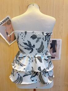 Printed Cropped Blouse With Elastic Ruffle - Black and White - View 2
