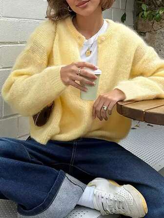 SOLTRB Women's Casual Loose Niche Design Knitted Solid Color Ribbed Soft Fleece Front Button Cardigan, Daily Wear