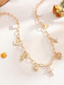 1pc Gold Heart Pendant Necklace, Minimalist Fashionable Elegant Vibe, Suitable For Daily Wear, Commute, Holidays, Gift (OPP Bag Packaging)