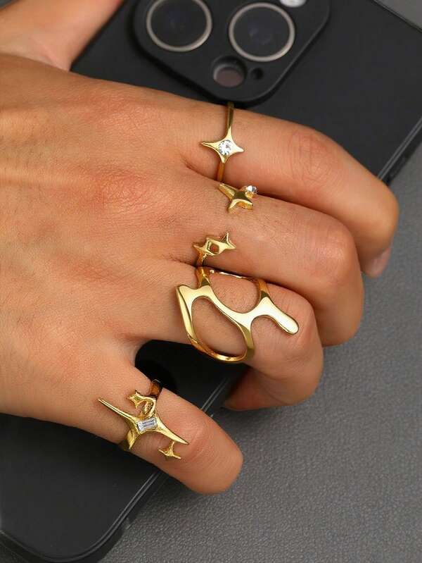 1 Stück/4 Stück Retro Mode Y2K Hip-Hop Stil übertrieben breiter Hammer Textur einfacher Edelstahl eingelegt glänzender Strass Sternexplosion asymmetrisches Paar Ringe Set, geeignet für Feiertage, Partys, Dates, Hochzeiten, täglichen Gebrauch