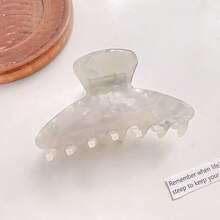 1pc Casual Acetate Hair Claw Clip, Sweet Retro Tortoiseshell Color, Suitable For Beach, Street, Travel, Party, Vacation, All Seasons Winter Hair Accessories Fashion Hair Clutch Eleg Hair Clips