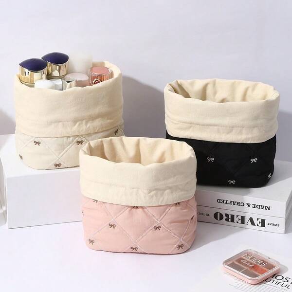1pc Grid-Quilted Drawstring Storage Basket With Bow Pattern, Large Capacity, Multi-Functional. Suitable For Desktop Storage, Lipstick, Makeup Brush, And Skincare Products; Desktop Ornaments, Decorations, Cosmetic Storage Boxes, And Even Sanitary Bags