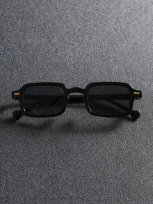 1 Pair Men's Retro European & American Rivet Rectangle Sunglasses, Fashionable Streetwear Hip-Hop Style, Suitable For Daily, Street, Vacation, Sun Protection - Black Frame Gray - View 2