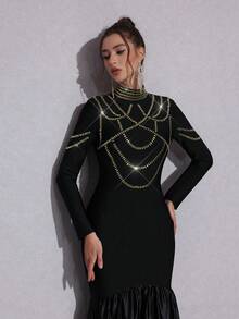 Elegante vestido largo de noche de sirena con mangas largas, cuello en pico y aplicaciones de plumas, ajustado, para bodas, banquetes y fiestas