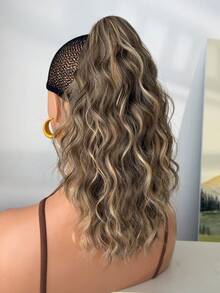 Acessório para extensão de rabo de cavalo em formato de garra, multicolorido, peruca de rabo de cavalo sintética resistente ao calor com ondulações de água de 16 polegadas, adequada para festas femininas e uso diário