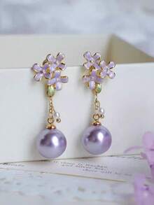 1 Pair Handmade Elegant Purple Flower Ear Clips, Sophisticated Design Suitable For Women's Daily, Commute, Gathering, Party, Date Wear