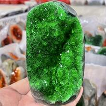 Premium Green Quartz Crystal Cluster - Perfect Crystal Gift, Suitable For Parents, Collectors And Holidays - Green - View 5