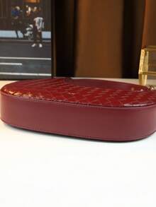 حقيبة كتف وحقيبة متقاطعة هلالية منسوجة عادية، حقيبة كتف إبداعية عصرية للنساء