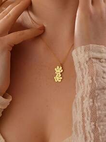 1pc Can Be Customized Engraved Multiple Cat Paw Name Necklace, Stainless Steel Jewelry, Custom Necklace, Women's Necklace, Name Necklace, Gold Necklace And Silver Necklace, Customizable Things, Personal Decorations, Cat Nameplate Necklace, Commemorative Items For Pet Lovers, Suitable For Halloween, Christmas, Birthday Gifts, Anniversary Gifts For Yourself And Family, Friends Or Pet Lovers Personalized Gifts