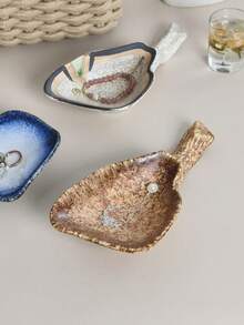 Cabin Kangaroo 1pc Unique Ceramic Video Storage Tray, Distinctive Design, Distinctive Shape, Distinctive Material, Storage Tray Advantages, Exquisite Handle, Practical And Aesthetic, Suitable For Ins-Style Home Environment, Storage Of Small Items, Tidy And Orderly Space, Decorative Ornaments, Placement On Living Room Coffee Table, Bedroom Vanity, Study Desk, Ideal Prop For Photography, Adds Artistic Atmosphere