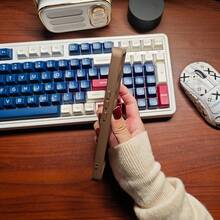 1pc Minimalist Black Heart Pattern Phone Case, Matte Brown Lens Frame Stepped Design Shockproof Soft Shell, Compatible With Apple/Redmi/Infinix/NOTE/VIO/OPPO/Honor/ Phones - Brown - View 7