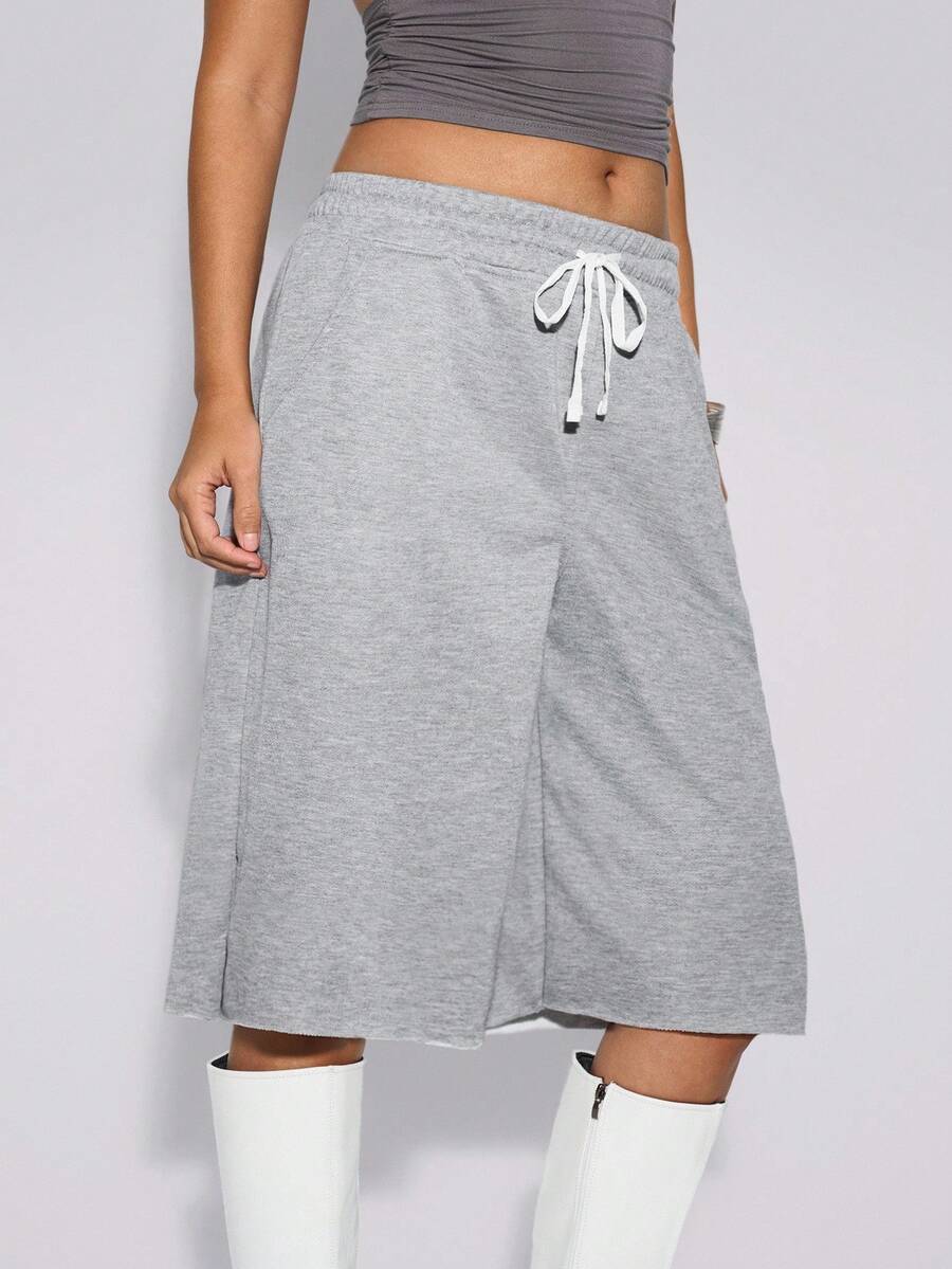 TypaGal Bermuda feminina casual cinza de malha com pernas largas e bolsos, outono inverno, casual, esportiva, chique, moderna, básica para sair - Cinza - Ver 1