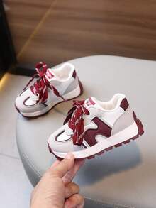 1 Pair Comfortable & Fashionable Casual Slip-On Outdoor Sports Shoes With Protective Toe Cap, Suitable For Babies All Seasons