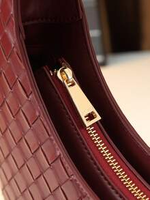 حقيبة كتف وحقيبة متقاطعة هلالية منسوجة عادية، حقيبة كتف إبداعية عصرية للنساء