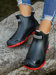 2025 Autumn/Winter Thermal-Lined Black Glossy Mirror Decor Waterproof Boots, Suitable For Holidays, Travel, Rainy Days, Outdoor Short Ankle Comfortable Casual Thick Sole Waterproof Shoes For Teenagers