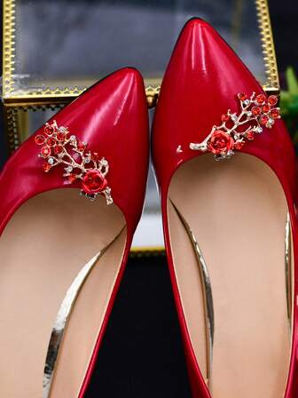 1pc Versatile Bridal High Heel Shoe Clip, Removable Red Crystal Floral Decor Shoe Buckle Suitable For Various Sandals