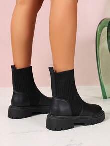 2025 Autumn/Winter New Women's Short Boots, One-Push Elastic Ankle Boots, Flat Women's Shoes, Outdoor Women's Boots, Fashion Versatile Casual Women's Boots, College Student Women's Shoes, Platform Women's Short Boots