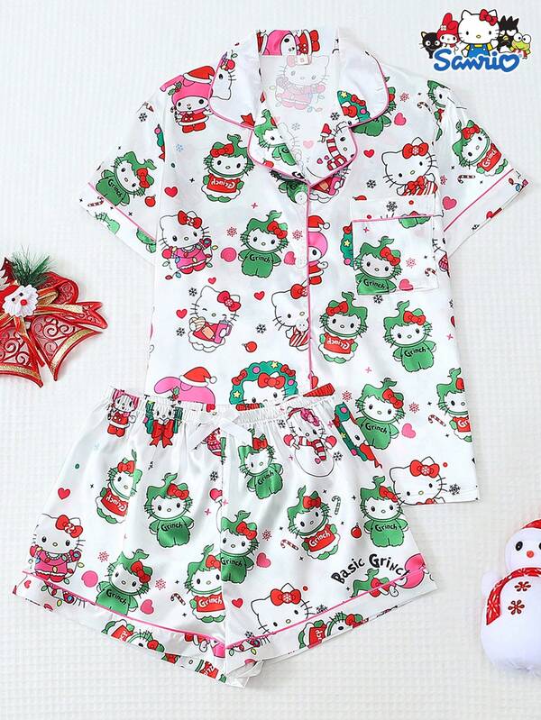 Sanrio Conjunto de pijama de Navidad para mujer de Sanrio, blusa de manga corta con bolsillo y pantalón corto con lazo de Hello Kitty de popelina navideña, conjunto de ropa de dormir casual