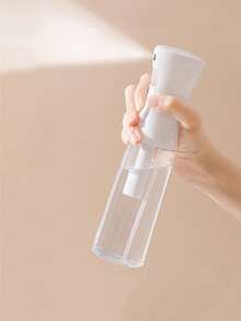 1 pièce de bouteille de vaporisation continue haute pression (200 ml/300 ml), bouteille de taille voyage, convenant pour vaporiser de l'eau sur les cheveux et le visage, le jardinage, les soins capillaires, avec un vaporisateur à brouillard fin et une vaporisation à pression. Applicable pour la cuisson de barbecue en extérieur, rechargeable, convenant pour la rentrée scolaire et servant d'accessoire de voyage essentiel ainsi que d'accessoire capillaire pour femmes.