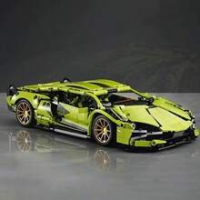1680 pièces Ensemble de blocs de construction de voiture de course verte, jouet de construction en plastique ABS, convient pour la décoration de la maison, l'affichage dans le salon et la chambre à coucher, cadeau idéal pour l'anniversaire, Halloween, Noël, parfait pour les passionnés et les amateurs de voitures