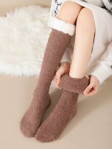 1 par de calcetines de felpa de coral para mujer, calcetines térmicos gruesos y cálidos para el invierno, adecuados para el hogar, el posparto y dormir