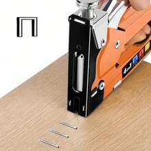 手动钉枪套装 - 重型四合一钉枪。可选1600枚钉子套装、800枚钉子套装、2100枚钉子+起钉器套装、900枚钉子+起钉器套装。无需用电。适用于木材、织物、家具、屋顶、沙发、毛毡、相框等。