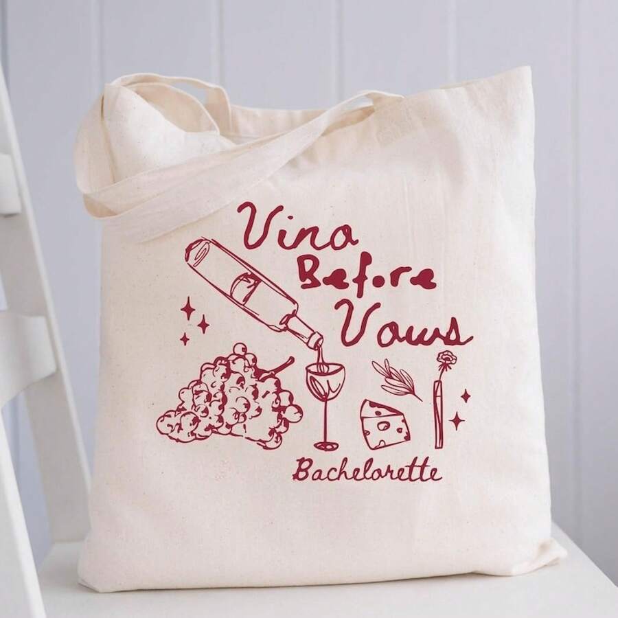 Wine Bachelorette Tote Bag Vino Before Vows Bag Creative Winery Bridal Shower Gifts Vineyard Bachelorette Party Favors Vino Club Bachelorette - 米色 - 查看 1