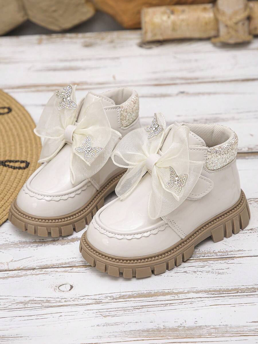 1 Pair Girls' Fashion New PU Leather Hook And Loop Chelsea Boots, Design For Easy Wear, Lace Bow Rhinestone Decor, Soft & Anti-Slip Rubber Sole, Suitable For School, Outdoor, Home, Spring, Summer, Autumn - Beige - View 1