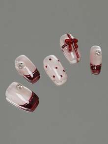 10 件纯手工按压指甲中号指甲棺材指甲裸色猫眼底手绘红色法式白色虚线波尔卡圆点复古红色蝴蝶结和小钻石装饰适合女士和女孩秋冬节日派对和日常生活使用 - 紅白色 - 查看 2