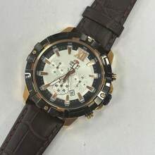 Orient Reloj de cuarzo para hombres Orient (FTW03003T0) - Reloj de acero inoxidable de estilo deportivo con esfera blanca, perfecto para uso diario