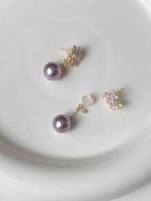 1 Pair Handmade Elegant Purple Flower Ear Clips, Sophisticated Design Suitable For Women's Daily, Commute, Gathering, Party, Date Wear