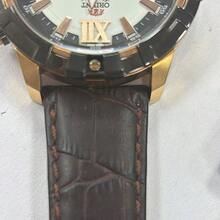 Orient Reloj de cuarzo para hombres Orient (FTW03003T0) - Reloj de acero inoxidable de estilo deportivo con esfera blanca, perfecto para uso diario