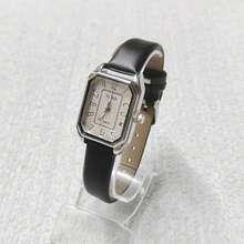 Women's Small Square Leather Watch - Đen và trắng - Xem 1