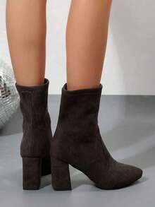 新款尖头粗跟女靴，百搭时尚踝靴 - 咖啡棕 - 查看 6
