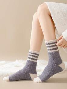 1 par de calcetines de felpa de coral para mujeres, calcetines gruesos y cálidos para el hogar, posparto, dormir, anti-frío, adecuados para otoño/invierno