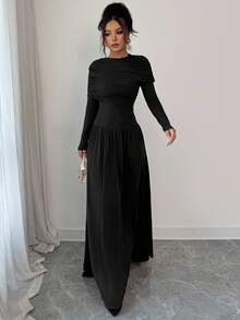 女士优雅长袖褶皱低腰连衣裙，A字廓形，高品质纯黑色，适合春、夏、秋、冬四季穿着，优雅百搭，适合日常、通勤、派对、斋月等场合。 - 黑色 - 查看 7