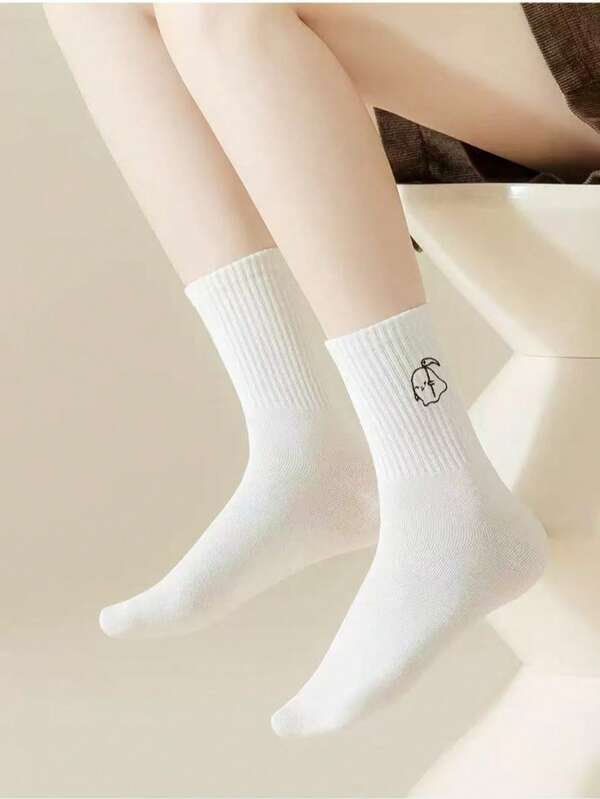 1 Pair Cute Cartoon White Mid-Calf Socks For Women, Simple Solid Color Versatile, College Style Long Socks, Women's Socks, White Non-Slip Socks, Cute Witch Socks, Skin-Friendly Soft And Comfortable, Cloud-Like Feel When Worn, Suitable For Daily Wear, Events, Parties, Birthdays, Also Makes A Great Gift