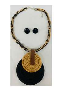 Braided Wire Necklace Set With Double Pendant + Resin Button Earrings – Sophistication In Every Detail. - 黑色 - 查看 4