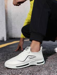 新款防滑保暖内衬跑步鞋，时尚男士运动鞋