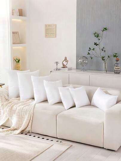 1 st/4 st vita kuddinlägg, borstat högkvalitativt material, ogenomskinlig, icke-absorberande, går inte sönder eller lossnar vid lång användning, kuddkuddar i olika storlekar, ultrafin fiberfyllning, rent vita fyrkantiga kuddar, enkla och snygga, lämpliga för heminredning, vardagsrumssoffa, sovrum, utomhusbruk.