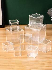 1 pièce Boîte de rangement carrée en plastique transparent avec couvercle supérieur et inférieur. Boîte d'affichage en acrylique pour bijoux, cosmétiques, figurines, bonbons de mariage. Convient pour le stockage de petits articles, l'affichage de bijoux et l'exposition de figurines. Idéal pour les passionnés d'artisanat, les propriétaires de bijouterie et les collectionneurs de figurines.