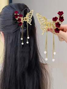 1 pieza Clip de pelo con mariposa, borla larga y perla falsa de estilo de moda, clip de pelo con flor aterciopelada, accesorio de pelo de lujo y elegante con rhinestone, adecuado para uso diario, deportes, vacaciones, viajes, playa, fiestas, regreso a la escuela, graduación, vacaciones, regalo de Navidad. Accesorios de pelo con pinzas de garra de animal, moda de otoño, pinza de pelo de invierno (longitud de borla aleatoria)